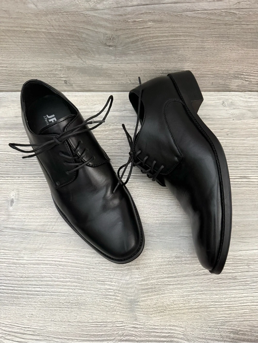 J F Corvus Classic Black Derby Shoes - Men's Dress Oxfords size 9.5